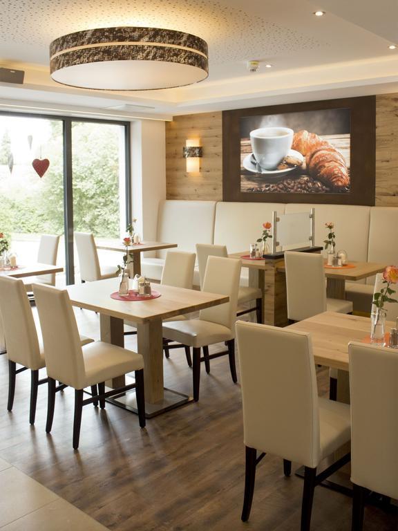 Alpenflair Hotel บุคโลเออ ภายนอก รูปภาพ
